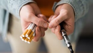 No solo los cigarrillos, sino también los productos sustitutos son peligrosos.  (Imagen: Andrey Popov)