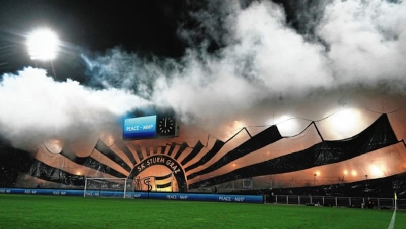 Die Sturm-Fans müssen sich bei der Stadion-Frage weiterhin in Geduld üben. (Bild: Pail Sepp)