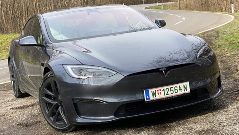 Tesla Model S Plaid: 1020 PS, 300 km/h (Bild: Stephan Schätzl)