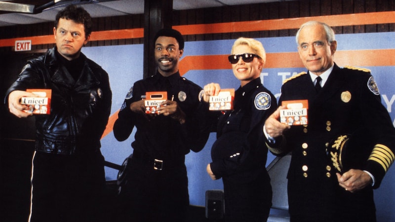 Von links: David Graf, Michael Winslow, Leslie Easterbrook und George R. Robertson in „Police Academy 6 - Widerstand ist zwecklos“ (USA 1989) (Bild: Impress / United Archives / picturedesk.com)