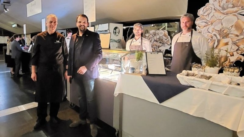 Ein gelungenes Fest: Küchenchef Johann Pregenzer, Catering-Boss Matthias Tanzer. (Bild: Biendl Christian)