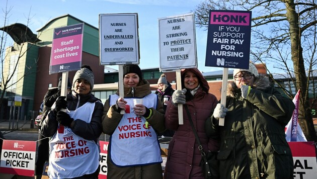 Britische Pflegekräfte führten den bisher größten Streik ihrer Geschichte durch. (Bild: AFP)