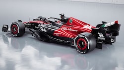 Das neue F1-Auto von Alfa Romeo. (Bild: twitter.com/alfaromeof1)