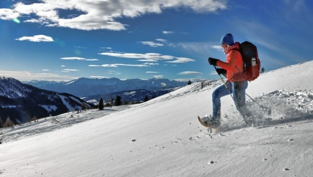 Der Nockberge-Trail ist körperlich und geistig fordernd und ein Traum für jeden Schneeschuhwanderer. (Bild: Weges)