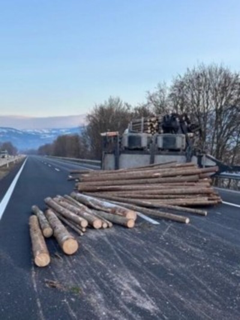 Zum Glück wurde niemand verletzt. (Bild: FF St. Andrä im Lavanttal)