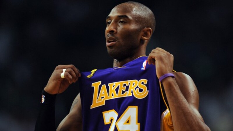 Der Zehnjährige vergöttert Kobe Bryant - und schreibt als Strafe einen Aufsatz über ihn . (Bild: APA/AFP/Gabriel BOUYS)