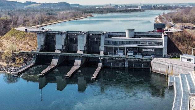 The energy suppliers throttle the Danube power plants in view of too much solar power. (Bild: Markus Wenzel)