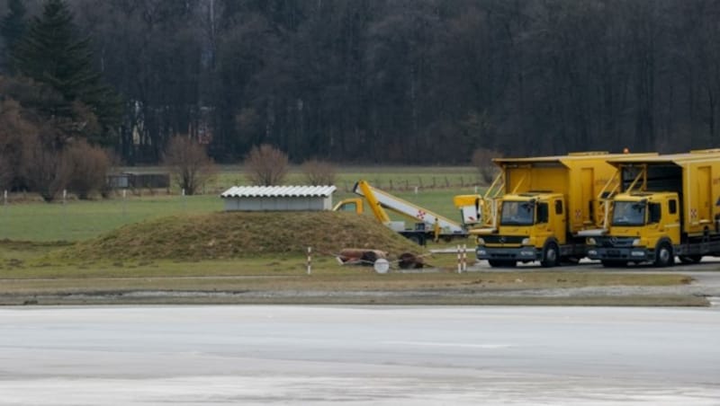 Diese unscheinbare Airport-Fläche ist Chemikalien-verseucht (Bild: Tschepp Markus)