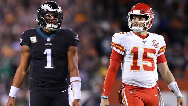 Jalen Hurts (l.) of Philadelphia duels with Patrick Mahomes of the Kansas City Chiefs. (Bild: APA/Getty Images via AFP/GETTY IMAGES/GETTY IMAGES)