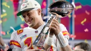 Patrick Mahomes führte die Kansas City Chiefs zu den Titeln 2023 und 2024. (Bild: Copyright 2023 The Associated Press. All rights reserved.)