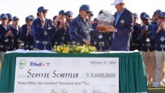 Scottie Scheffler kassierte für seine Titelverteidigung bei den Phoenix Open 3,6 Millionen Dollar (3,4 Millionen Euro) Preisgeld. (Bild: 2023 Getty Images)