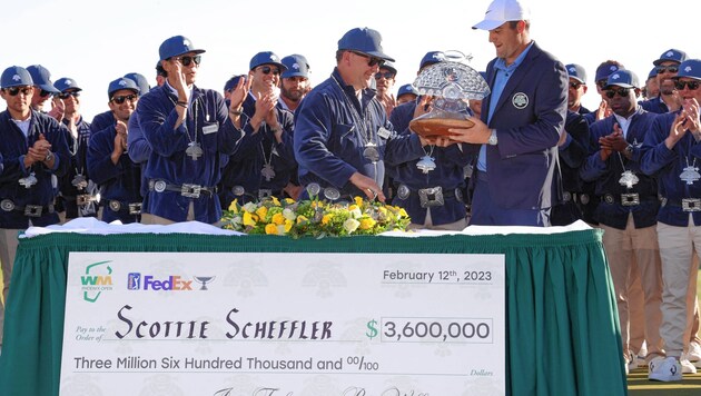 Scottie Scheffler kassierte für seine Titelverteidigung bei den Phoenix Open 3,6 Millionen Dollar (3,4 Millionen Euro) Preisgeld. (Bild: 2023 Getty Images)