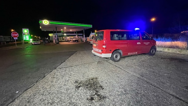 An einer Tankstelle in Drasenhofen kam es zu dem Angriff mit Pfefferspray (Bild: FF Drasenhofen)