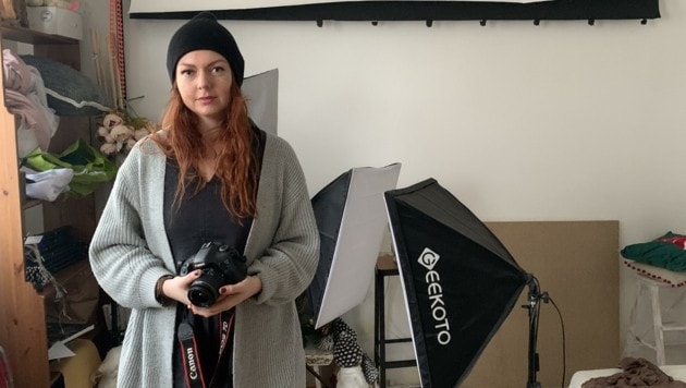 Ines Weisz ist Fotografin und wollte einen Bulli für ihre Arbeit. Die gefundene Firma wirkte seriös. (Bild: Charlotte Titz)