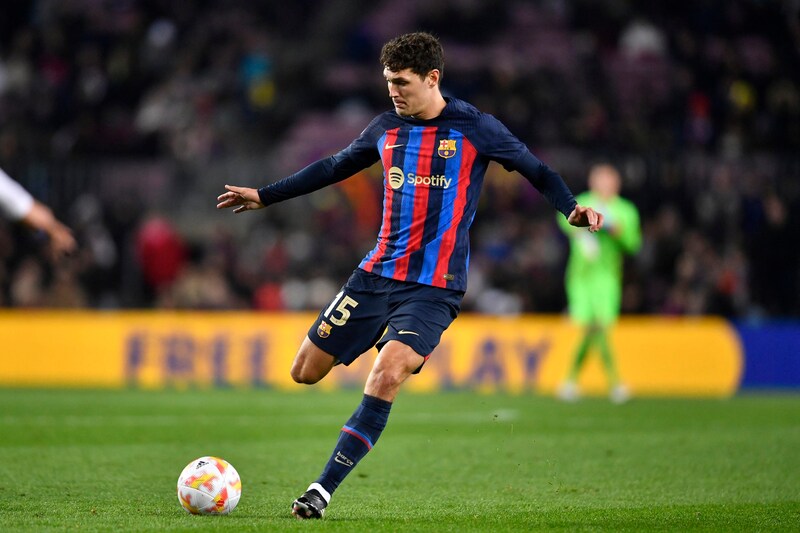 Wird Andreas Christensen den FC Barcelona wieder verlassen? (Bild: APA/AFP/Pau BARRENA)