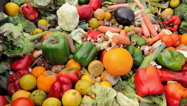 800 Euro pro Haushalt landen jährlich in Form von Lebensmitteln im Müll. (Bild: StockCube)