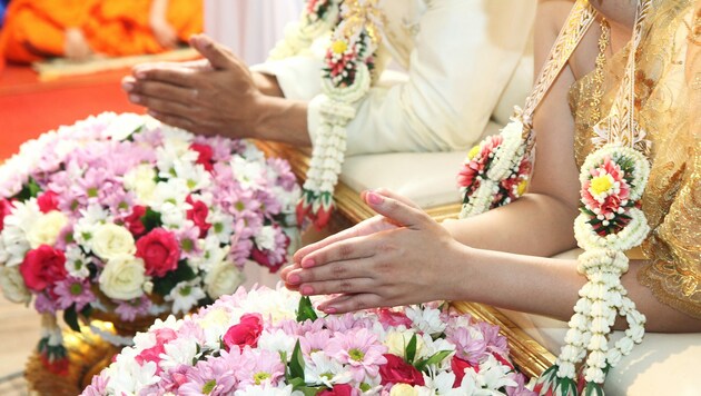 Eine traditionelle Hochzeit in Thailand (Symbolbild) (Bild: kongsky/stock.adobe.com)
