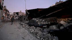 Zwölf Tage nach den verherrenden Erdbeben bebte die Erde im Südosten der Türkei erneut (Archivbild). (Bild: APA/AFP/OZAN KOSE)