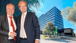 Anton Lang und Christopher Drexler fixieren den steirischen Strom-Deal. (Bild: Krone KREATIV,Christian Jauschowetz)