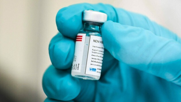 Österreichische Forscher haben federführend einen vielversprechenden, kostengünstigen Corona-Impfstoff namens NDV-HXP-S entwickelt. (Bild: Government Pharmaceutical Organization (GPO) of Thailand)