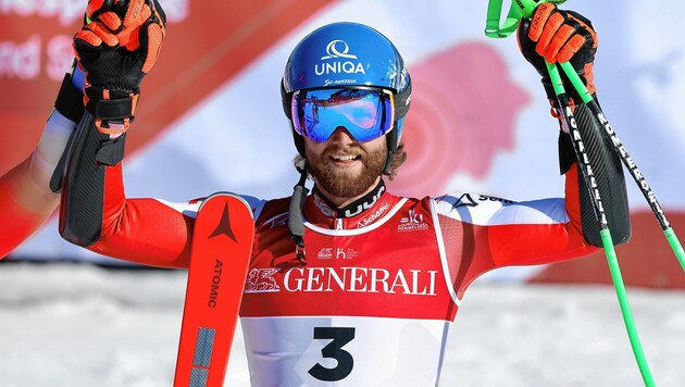 Marco Schwarz jubelt über die Bronzemedaille im WM-Riesentorlauf. (Bild: Christof Birbaumer)