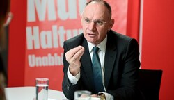 ÖVP-Innenminister Gerhard Karner im Gespräch mit der „Krone“. (Bild: Imre Antal)