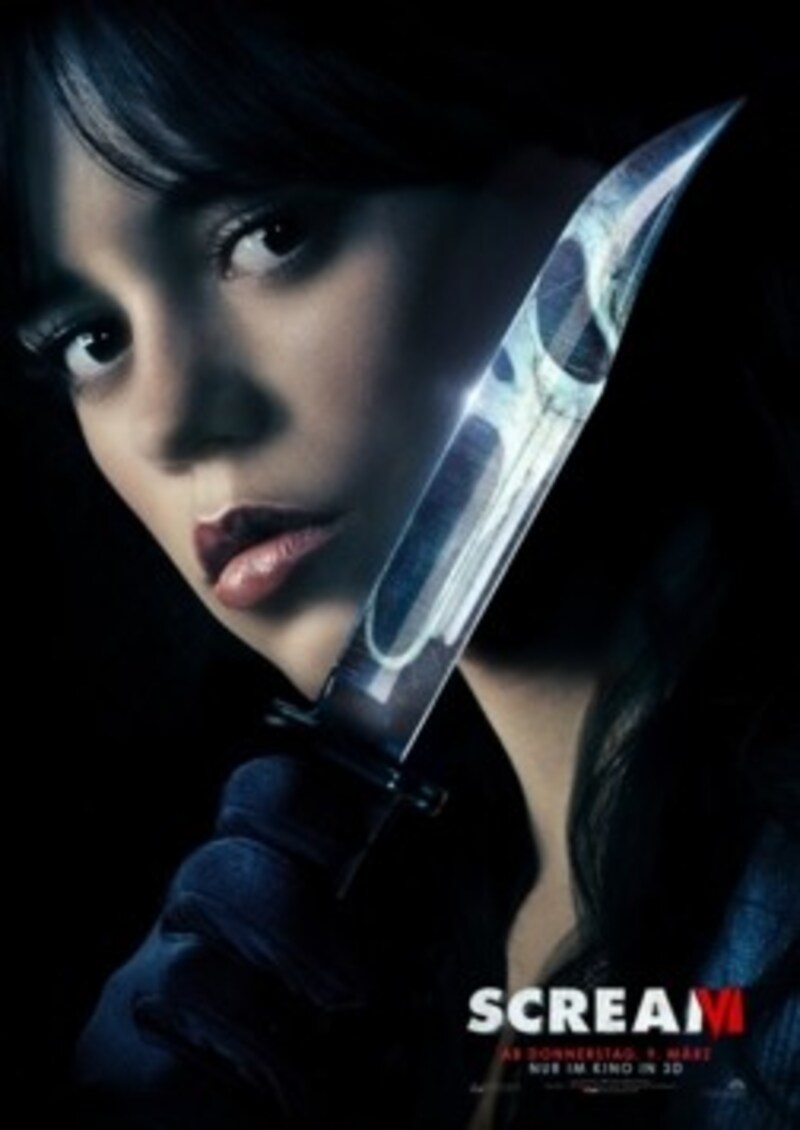 Der maskierte Killer hat es in New York auf „Wednesday“-Star Jenny Ortega abgesehen. (Bild: © 2023 Paramount Pictures)