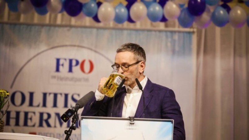 FPÖ-Chef Herbert Kickl agitierte in Ried. (Bild: Scharinger Daniel)