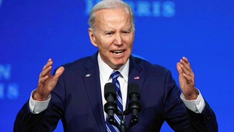 Laut US-Medien wird Joe Biden möglichweise am Dienstag seine Bewerbung für eine zweite Amtszeit im Weißen Haus verkünden. (Bild: AP)