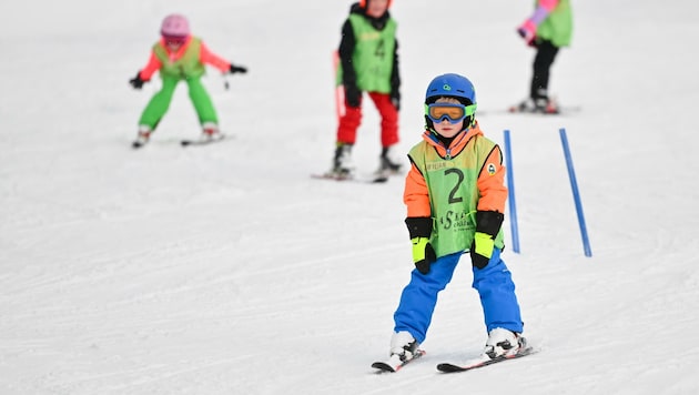 In den heimischen Skigebieten konnten die Betreiber in den vergangenen Wochen zahlreiche Gäste begrüßen - einige standen das erste Mal auf den Ski. (Bild: Dostal Harald)