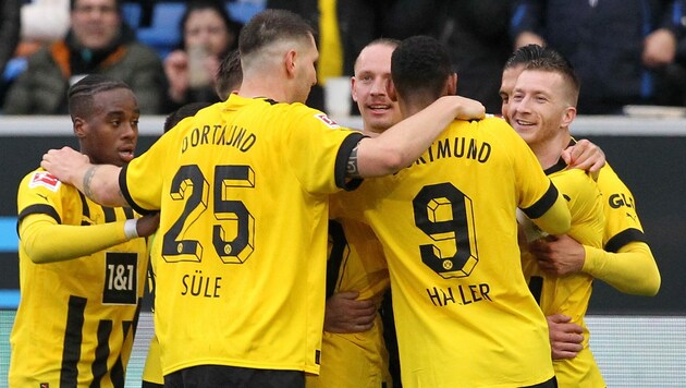 Dortmund jubelt über drei Punkte im Kampf um die Meisterschaft (Bild: APA/AFP/Daniel ROLAND)