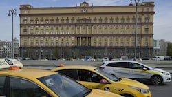 Die Lubjanka in Moskau ist der ehemalige Sitz des KGB, heute beherbergt sie den russischen Inlandsgeheimdienst FSB. Der KGB war der sowjetische In- und Auslandsgeheimdienst und die Geheimpolizei. (Bild: AFP)