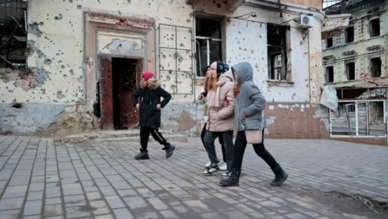 In Mariupol soll es zu mehreren Explosionen gekommen sein. Die Stadt ist derzeit unter russischer Kontrolle. (Bild: AP)