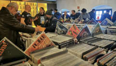 Musikliebhaber und Sammler freuen sich bereits aufs Wochenende (Bild: Vinyl & Music Festival)