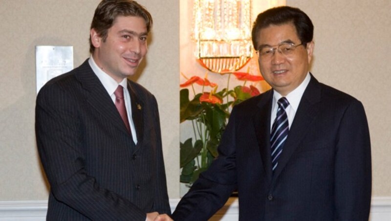 Federico Pedini Amati, als er 2008 Chinas Präsident Hu Jintao traf. (Bild: AFP)