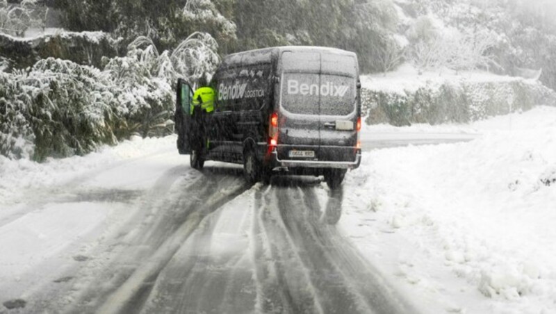 Das Sturmtief „Juliette“ bescherte Mallorca vor kurzem noch jede Menge Schnee. (Bild: AFP/Jaime Reina)