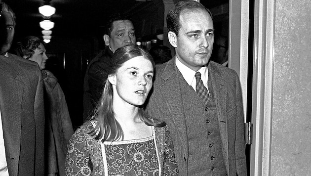 Archivbild aus dem Jahr 1971: Linda Kasabian vor Gericht (Bild: AP)