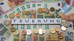 Teuerung von elf Prozent: Mit dem vorhandenen Geld ist in Salzburg immer weniger leistbar. (Bild: Scharinger Daniel)