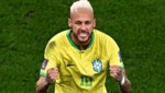 Neymar läuft für Brasilien üblicherweise in Gelb oder Blau auf - im Sommer wohl erstmals komplett in Grün. (Bild: APA/AFP/Anne-Christine POUJOULAT)