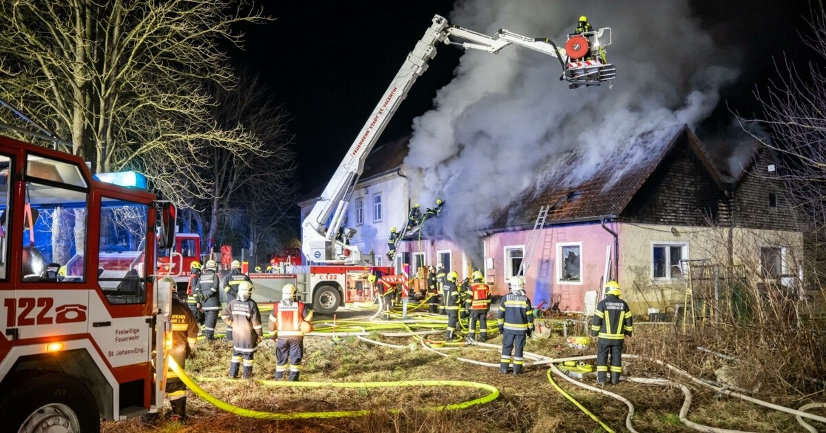 „Habe Haus Angezündet“ - Familie Verlor Durch Feuer Vater Und Zuhause ...