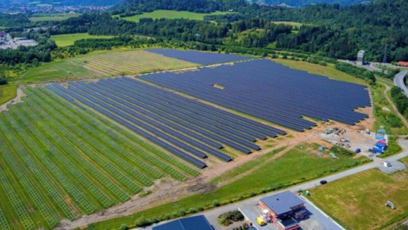 Die große Fotovoltaik-Anlage in Bärnbach (Bild: Energie Steiermark)