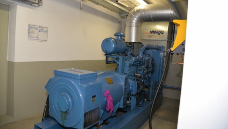 Dieser Diesel-Motor steht im Keller des Dornbirner Rathauses. (Bild: Stadt Dornbirn)