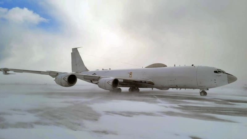Das Europäische Kommando der Vereinigten Staaten (USEUCOM) hat die Verlegung der Boeing E-6B Mercury vor Kurzem bekannt gegeben. (Bild: twitter.com/US_EUCOM)