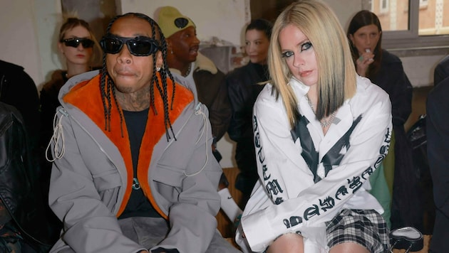 Tyga und Avril Lavigne zeigten sich auf der Paris Fashion Week immer wieder gemeinsam. (Bild: www.PPS.at)