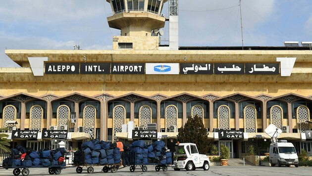 Der internationale Flughafen von Aleppo (hier auf einer Archivaufnahme) wurde erheblich beschädigt. (Bild: APA/AFP)