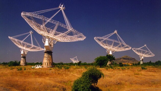 Das Giant Metrewave Radio Telescope (GMRT) in Indien (Bild: gmrt.ncra.tifr.res.in)