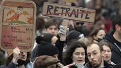 Die Proteste in Frankreich halten an, der Widerstand ist groß. (Bild: FRED TANNEAU / AFP)