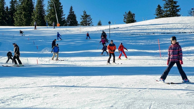 Viele Kinder lernten am Kasberg das Skifahren (Bild: Einöder Horst)