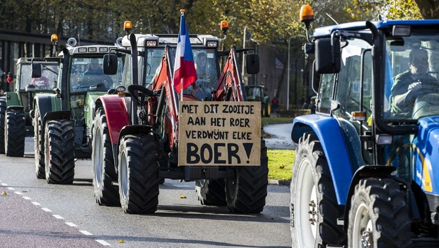 Niederländische Landwirte bei einem Protest im November 2022 (Bild: AFP)