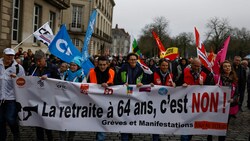 Demonstration in Nantes (Bild: Jeremias Gonzalez/AP)
